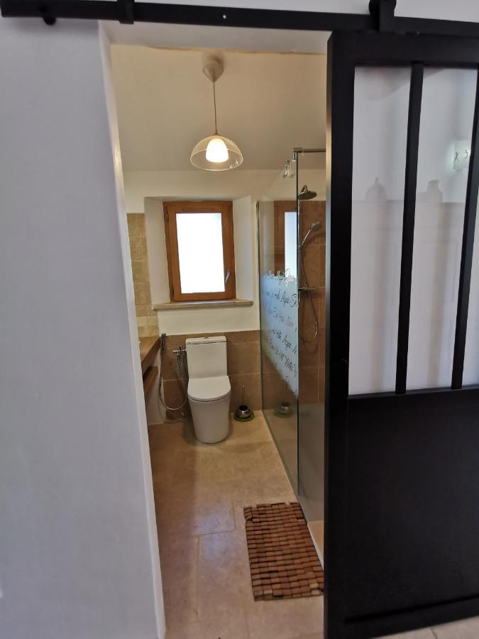 La Peyregoune, Logement En Pleine Nature Et Table D'Hotes Blieux Exterior foto